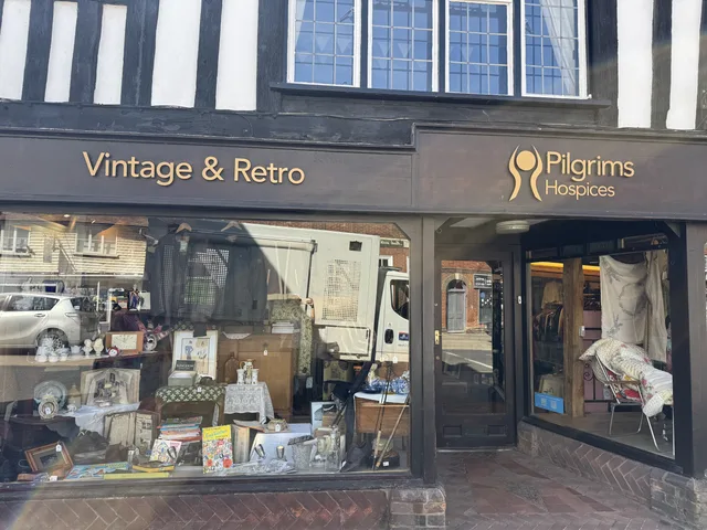 Pilgrims Charity Shop, Tenterden