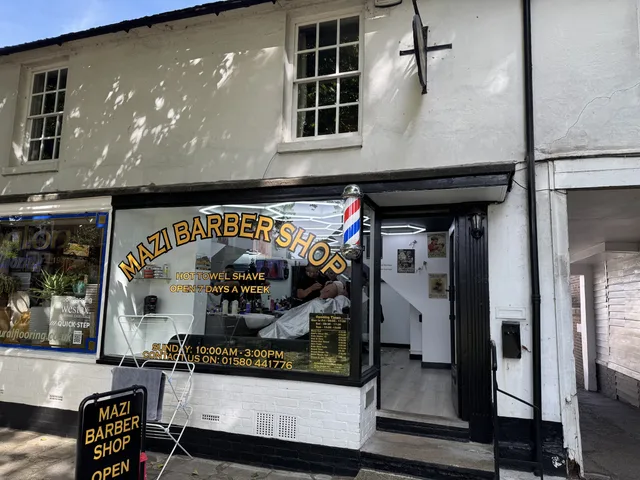 MAZI BARBER SHOP, Tenterden