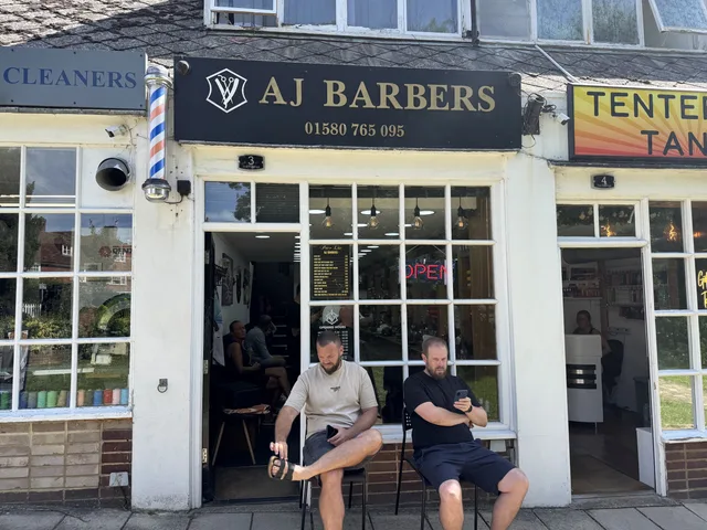 AJ Barbers, Tenterden